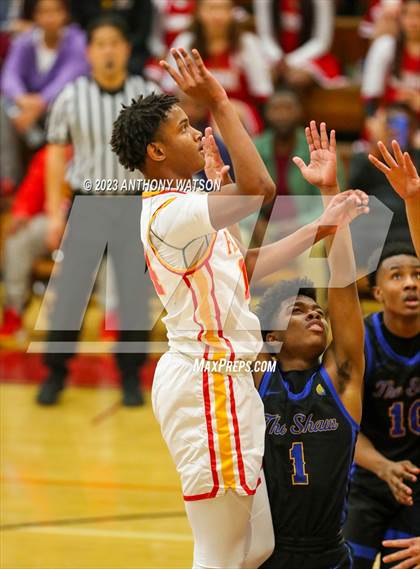 Thumbnail 3 in Fairfax vs. Crenshaw photogallery.