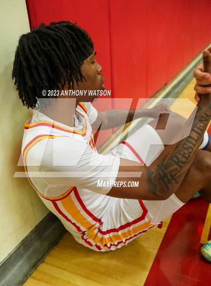 Thumbnail 2 in Fairfax vs. Crenshaw photogallery.
