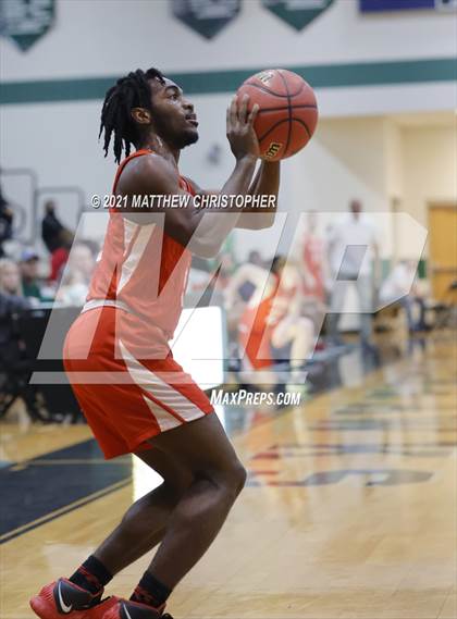 Thumbnail 2 in South Walton vs. West Florida (FHSAA 4A District Semifinal) photogallery.