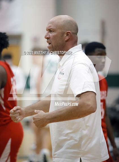 Thumbnail 1 in South Walton vs. West Florida (FHSAA 4A District Semifinal) photogallery.