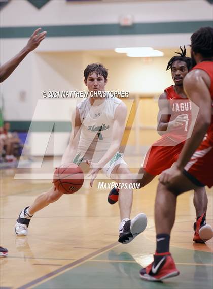 Thumbnail 1 in South Walton vs. West Florida (FHSAA 4A District Semifinal) photogallery.