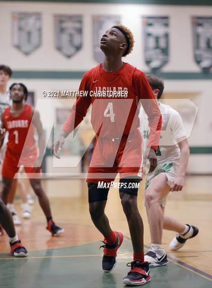 Thumbnail 1 in South Walton vs. West Florida (FHSAA 4A District Semifinal) photogallery.