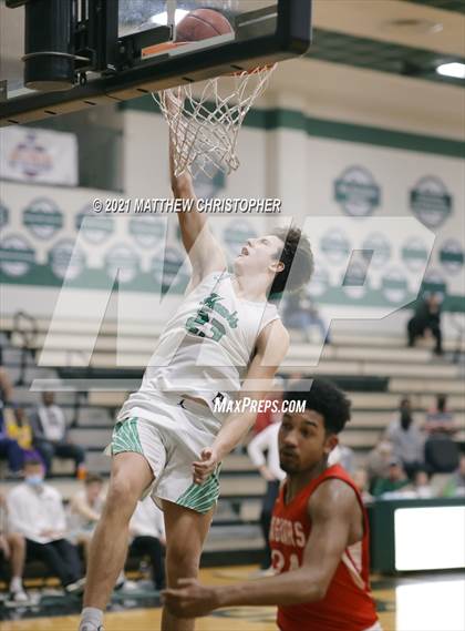 Thumbnail 1 in South Walton vs. West Florida (FHSAA 4A District Semifinal) photogallery.
