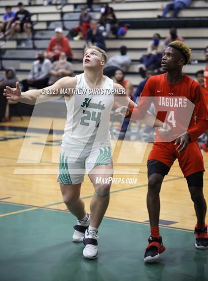 Thumbnail 2 in South Walton vs. West Florida (FHSAA 4A District Semifinal) photogallery.