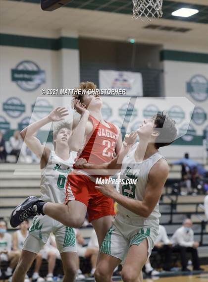 Thumbnail 2 in South Walton vs. West Florida (FHSAA 4A District Semifinal) photogallery.