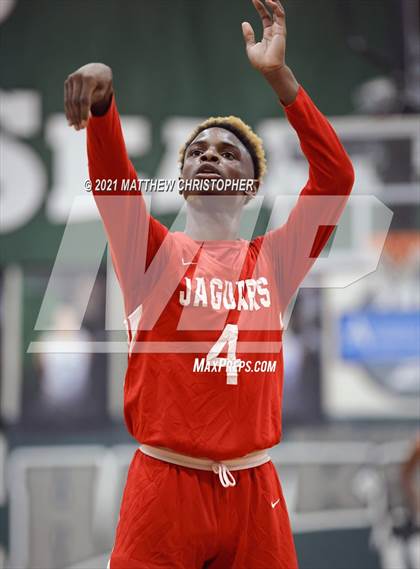 Thumbnail 2 in South Walton vs. West Florida (FHSAA 4A District Semifinal) photogallery.