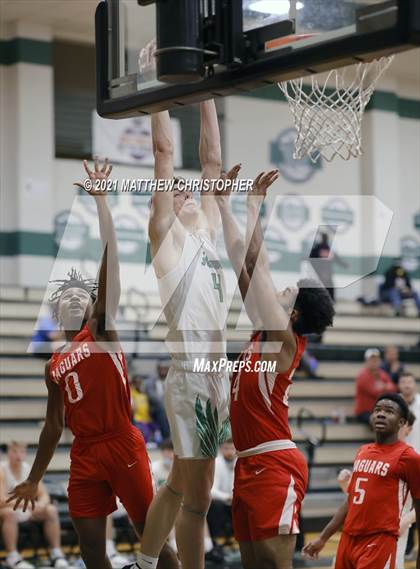Thumbnail 2 in South Walton vs. West Florida (FHSAA 4A District Semifinal) photogallery.