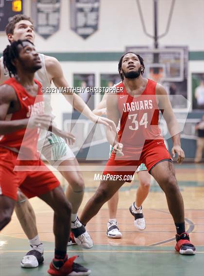 Thumbnail 1 in South Walton vs. West Florida (FHSAA 4A District Semifinal) photogallery.