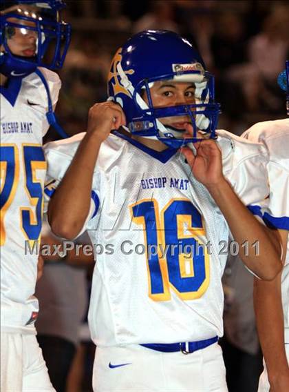 Thumbnail 3 in Servite vs. Bishop Amat photogallery.