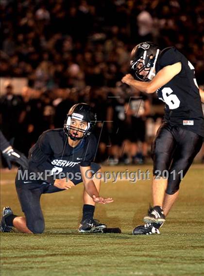 Thumbnail 1 in Servite vs. Bishop Amat photogallery.