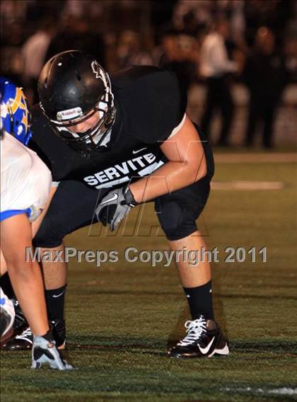Thumbnail 3 in Servite vs. Bishop Amat photogallery.