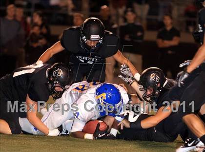Thumbnail 2 in Servite vs. Bishop Amat photogallery.