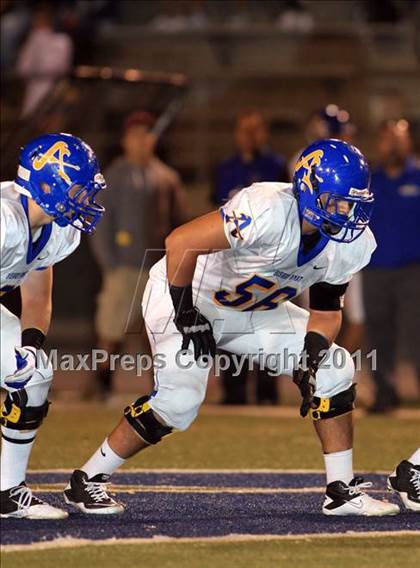 Thumbnail 1 in Servite vs. Bishop Amat photogallery.