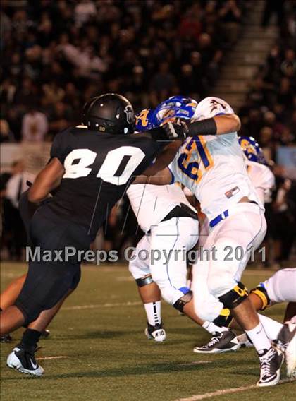 Thumbnail 1 in Servite vs. Bishop Amat photogallery.