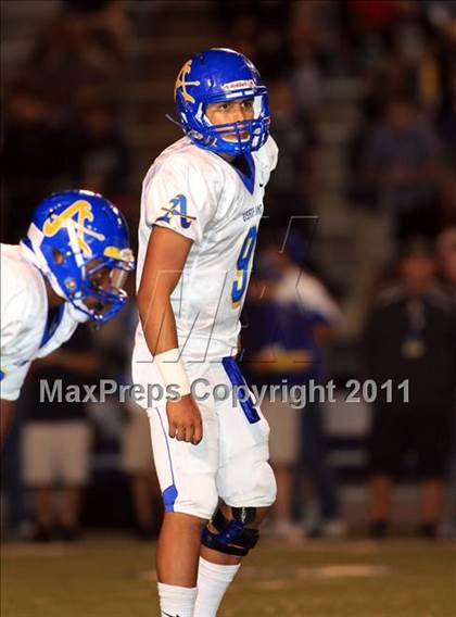 Thumbnail 1 in Servite vs. Bishop Amat photogallery.
