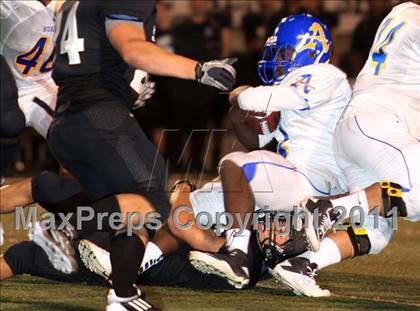 Thumbnail 3 in Servite vs. Bishop Amat photogallery.