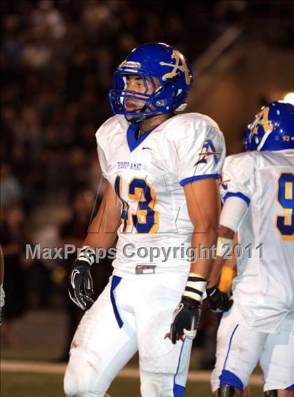 Thumbnail 3 in Servite vs. Bishop Amat photogallery.