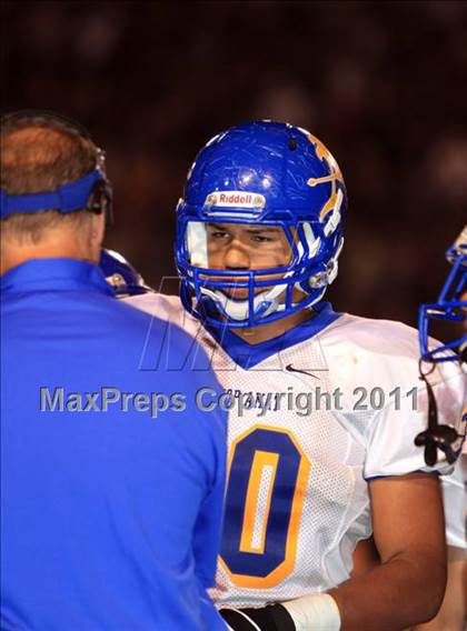 Thumbnail 1 in Servite vs. Bishop Amat photogallery.