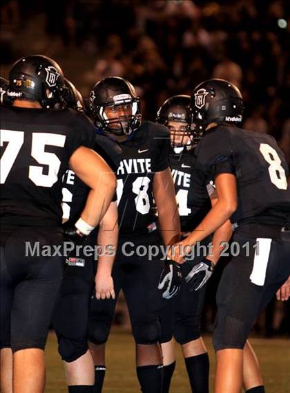 Thumbnail 2 in Servite vs. Bishop Amat photogallery.