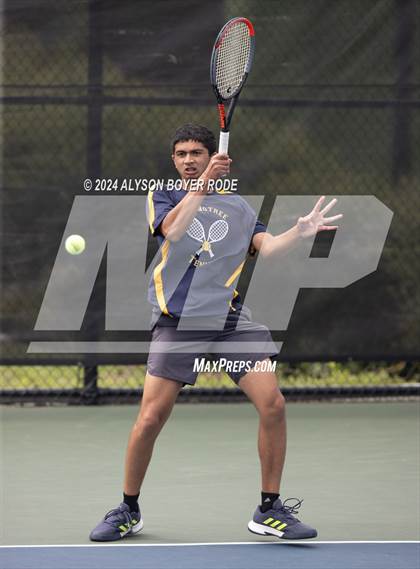 Thumbnail 2 in NCHSAA 1A Finals (Singles) photogallery.