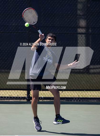 Thumbnail 2 in NCHSAA 1A Finals (Singles) photogallery.