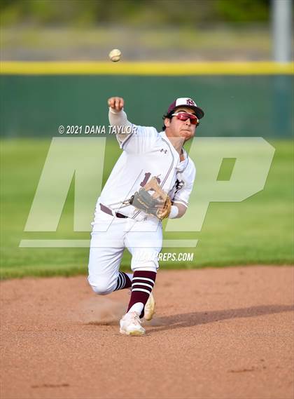 Thumbnail 3 in Comanche @ Millsap photogallery.