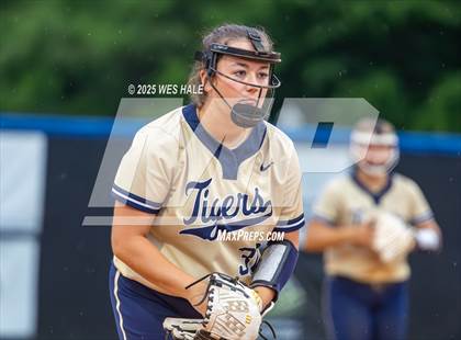 Thumbnail 3 in Collierville @ Arlington photogallery.