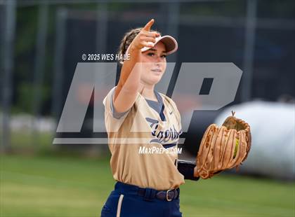 Thumbnail 3 in Collierville @ Arlington photogallery.