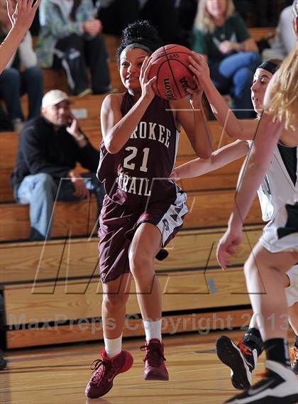 Thumbnail 2 in D'Evelyn vs. Cherokee Trail (Grandview Invitational) photogallery.