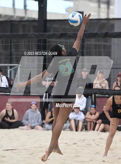 Thumbnail 1 in Oaks Christian vs. Long Beach Poly (CIF-SS D2 Playoffs) photogallery.
