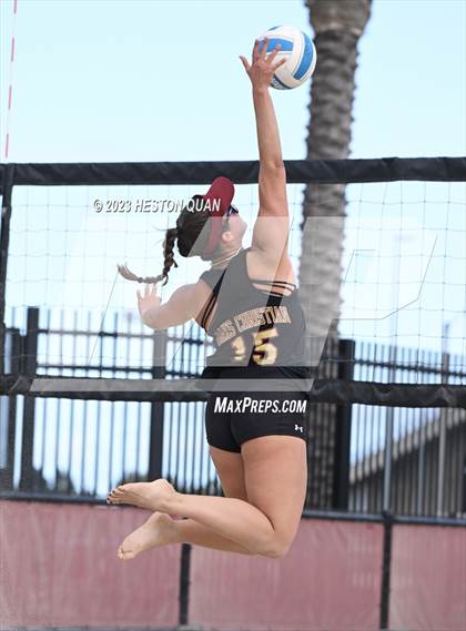 Thumbnail 3 in Oaks Christian vs. Long Beach Poly (CIF-SS D2 Playoffs) photogallery.