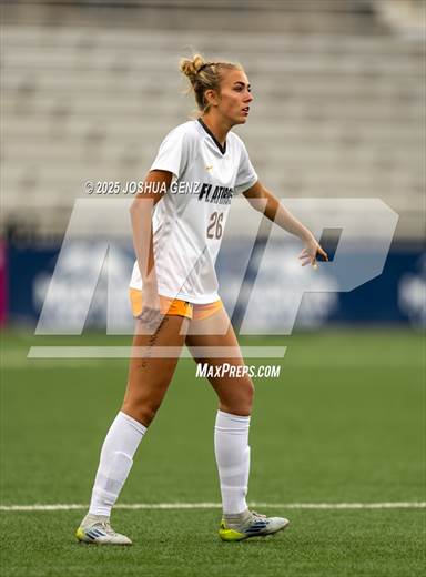 null - Photo 01