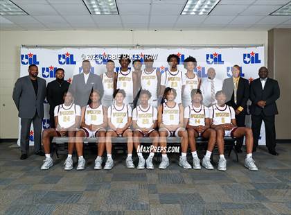 Thumbnail 1 in Beaumont United vs. Mansfield Timberview (UIL 5A State Final) photogallery.