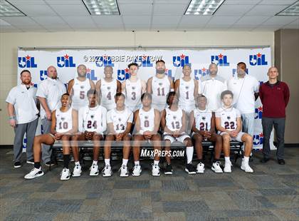 Thumbnail 3 in Beaumont United vs. Mansfield Timberview (UIL 5A State Final) photogallery.