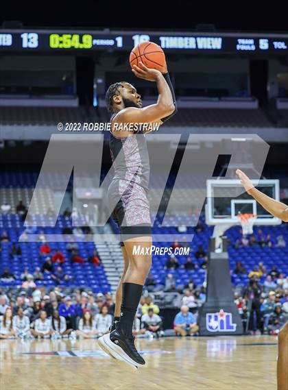 Thumbnail 3 in Beaumont United vs. Mansfield Timberview (UIL 5A State Final) photogallery.