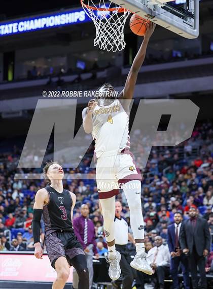 Thumbnail 2 in Beaumont United vs. Mansfield Timberview (UIL 5A State Final) photogallery.
