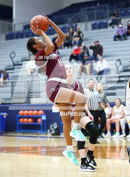 Thumbnail 2 in Forney vs Round Rock (Raising Cane's Chicken Lady Roo Classic) photogallery.