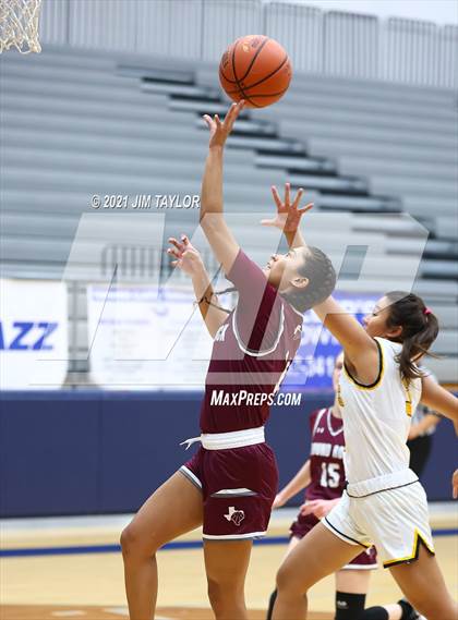 Thumbnail 1 in Forney vs Round Rock (Raising Cane's Chicken Lady Roo Classic) photogallery.