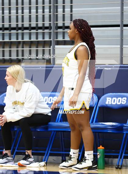 Thumbnail 2 in Forney vs Round Rock (Raising Cane's Chicken Lady Roo Classic) photogallery.