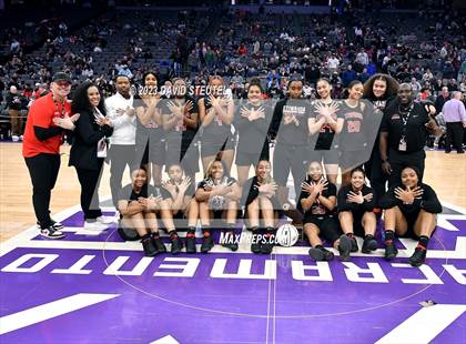 Thumbnail 2 in Etiwanda (CIF State Open Div. Award Photos) photogallery.