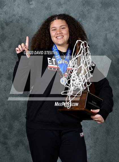 Thumbnail 1 in Etiwanda (CIF State Open Div. Award Photos) photogallery.