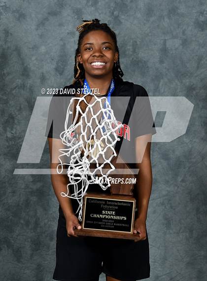 Thumbnail 1 in Etiwanda (CIF State Open Div. Award Photos) photogallery.