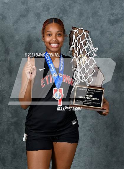 Thumbnail 2 in Etiwanda (CIF State Open Div. Award Photos) photogallery.