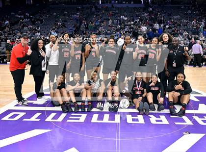 Thumbnail 3 in Etiwanda (CIF State Open Div. Award Photos) photogallery.