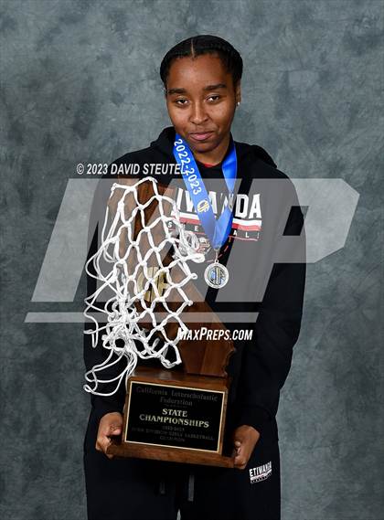Thumbnail 3 in Etiwanda (CIF State Open Div. Award Photos) photogallery.