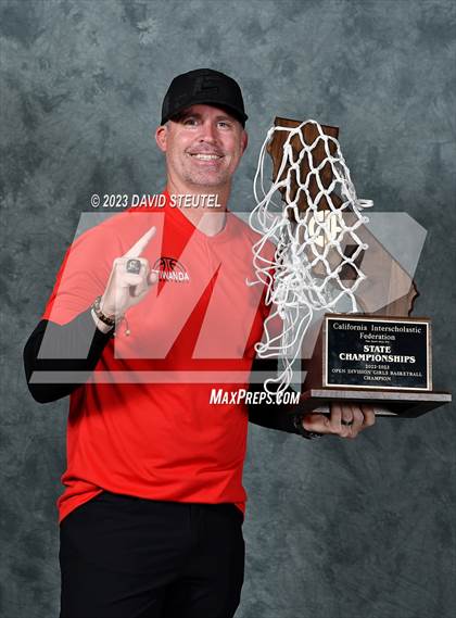 Thumbnail 2 in Etiwanda (CIF State Open Div. Award Photos) photogallery.
