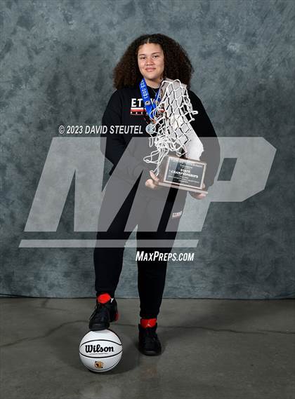 Thumbnail 3 in Etiwanda (CIF State Open Div. Award Photos) photogallery.