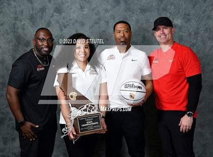 Thumbnail 3 in Etiwanda (CIF State Open Div. Award Photos) photogallery.