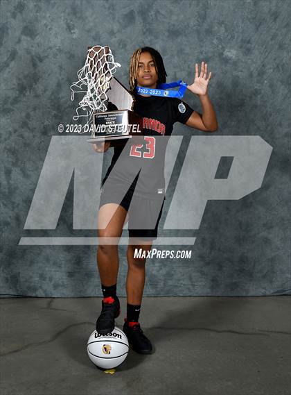 Thumbnail 1 in Etiwanda (CIF State Open Div. Award Photos) photogallery.
