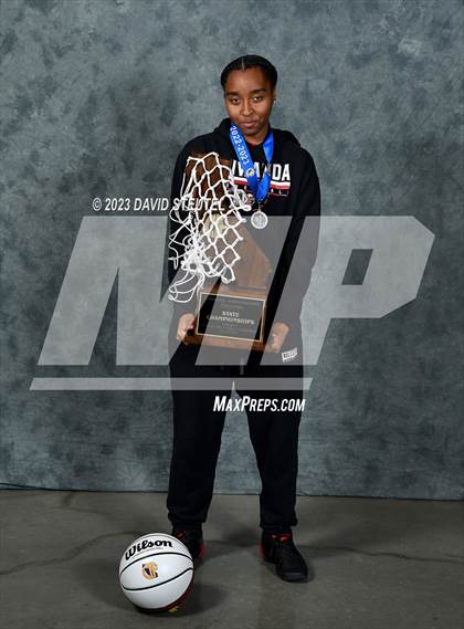 Thumbnail 1 in Etiwanda (CIF State Open Div. Award Photos) photogallery.